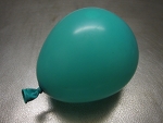 knoop de ballon dicht
